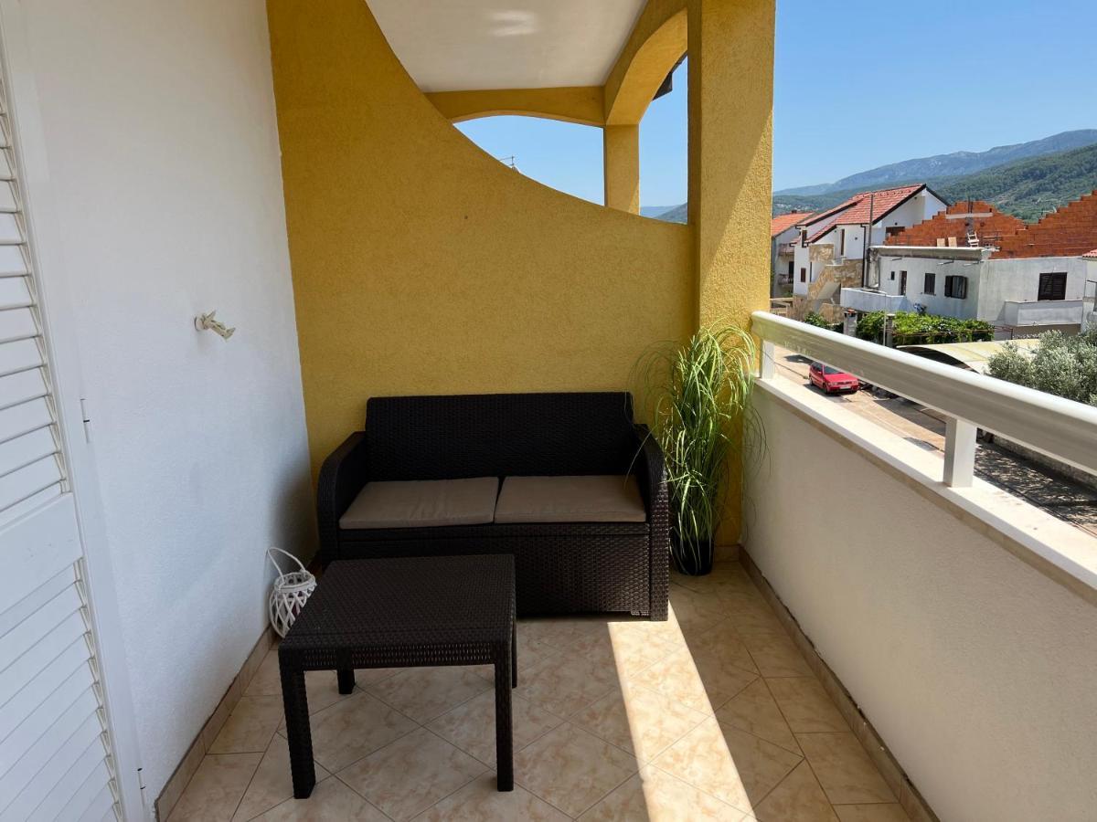 Apartments Ana Stari Grad  Ngoại thất bức ảnh