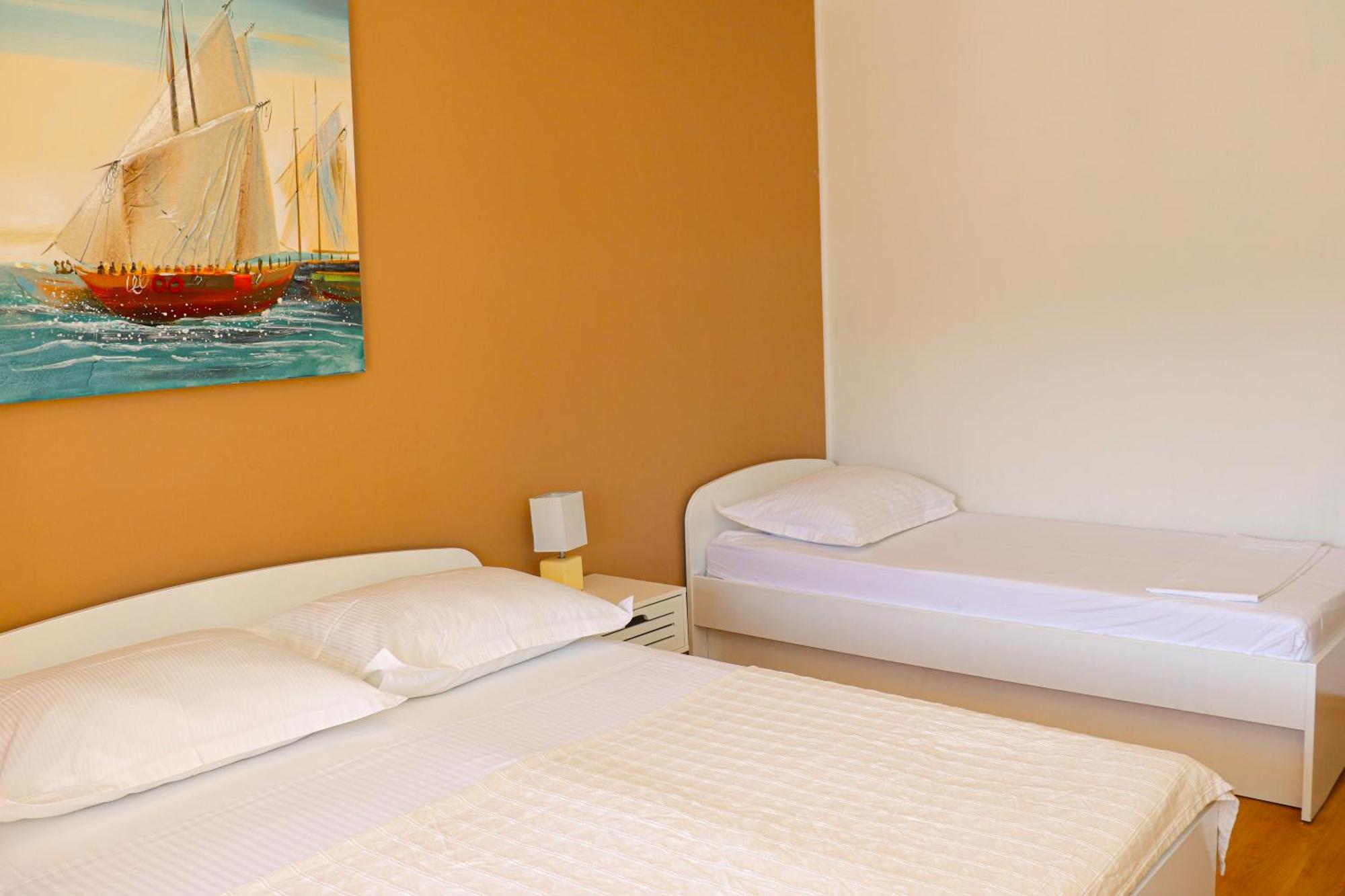Apartments Ana Stari Grad  Ngoại thất bức ảnh